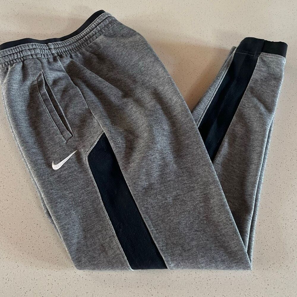 Nike Dri Fit Sweat Pant Joggers. Men’s M Tall